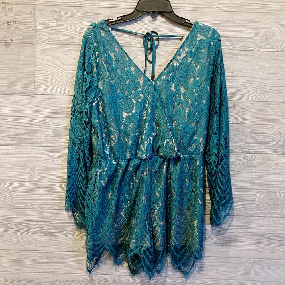 Final drop! Teal & Tan Floral Lace Romper | Large |